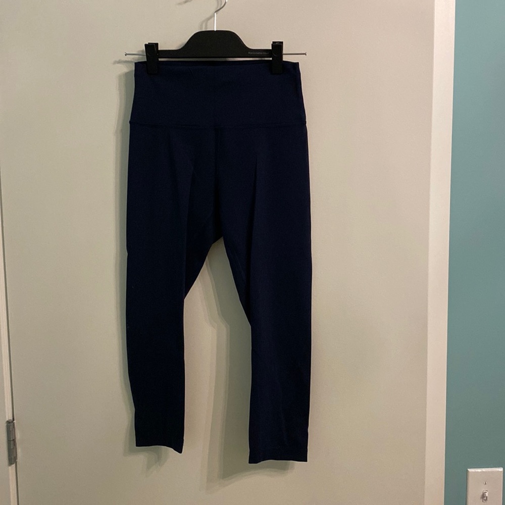 Lululemon Wunder Train High Rise Tight - navy blue cropped leggings, size 8